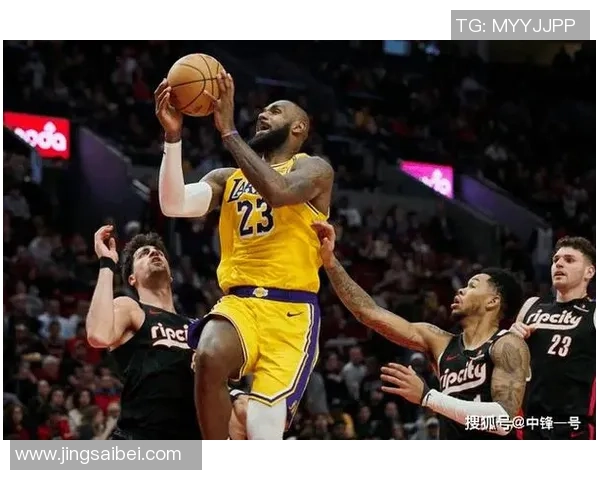 2020年NBA季后赛湖人与开拓者激战回顾精彩瞬间与关键时刻分析